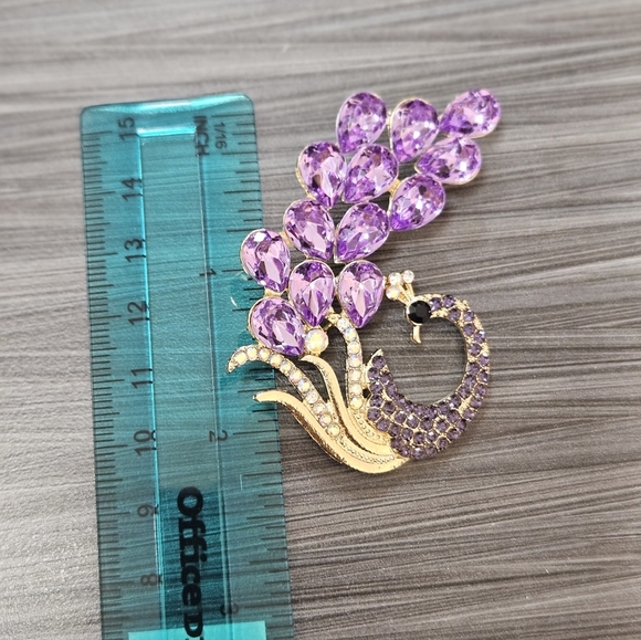 NEW Peacock Brooch - Picture 6 of 10